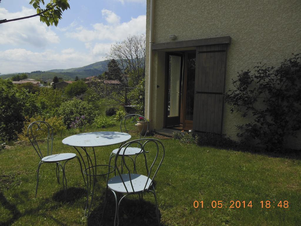 Chambre D'Hotes La Bichette Chassagny Exterior photo