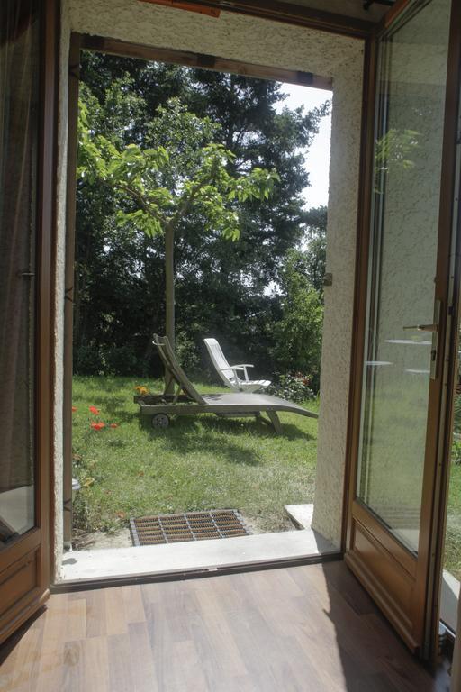 Chambre D'Hotes La Bichette Chassagny Exterior photo
